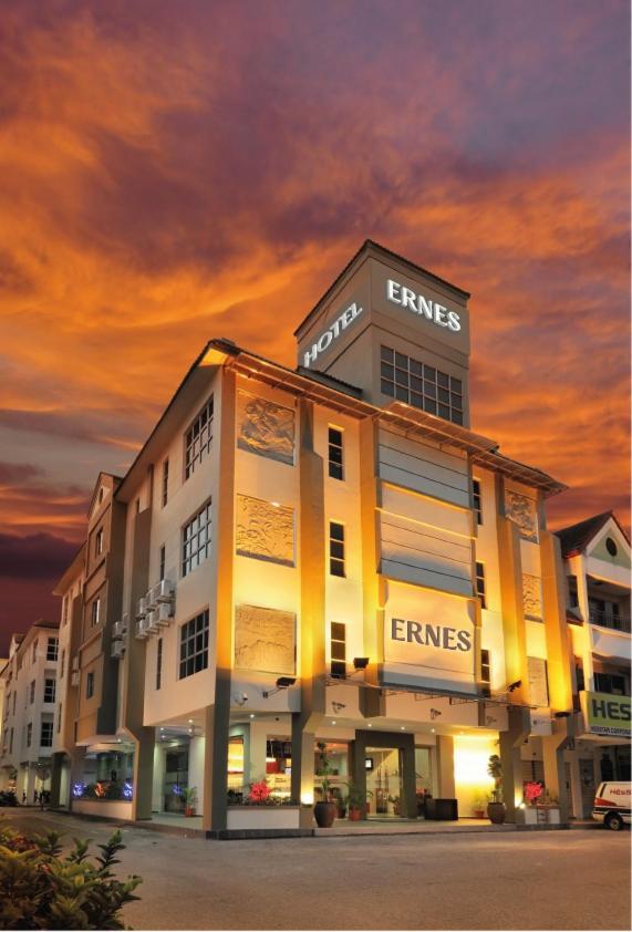 Ernes Hotel 佩奈 外观 照片